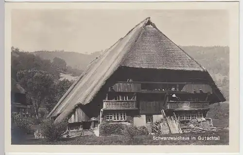 (35020) Foto AK Gutachtal, Schwarzwaldhaus, vor 1945