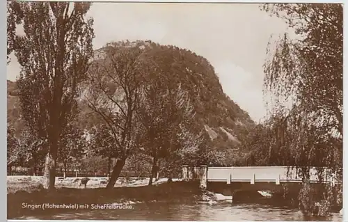 (20032) Foto AK Singen, Hohentwiel, Scheffelbrücke, vor 1945