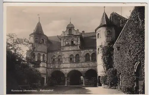 (101841) Foto AK Konstanz am Bodensee, Rathaushof, vor 1945