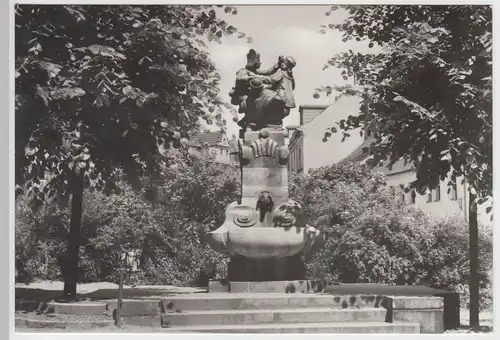 (91773) Foto AK Altenburg, Thür., Skatbrunnen 1984