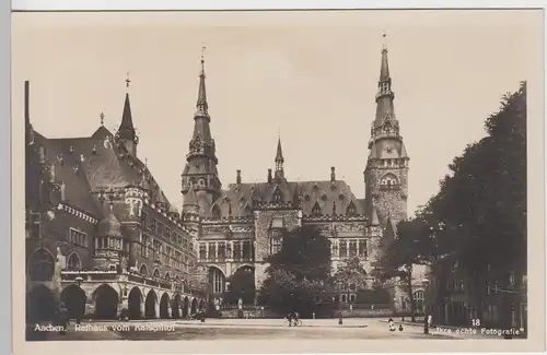 (101544) Foto AK Aachen, Rathaus vom Katschhof, 1930