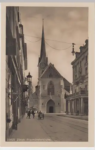 (103838) AK Zürich, Kloster Fraumünster, Kirche, Straßenbahn, vor 1945