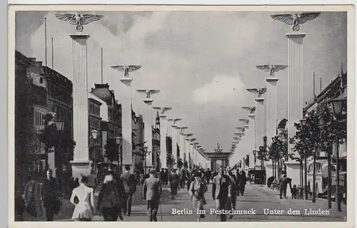 (100407) AK Berlin, Unter den Linden, Säulen, Adler 1933-45