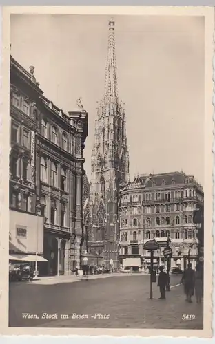 (98749) AK Wien, Stephansdom, Stock im Eisen Platz, vor 1945