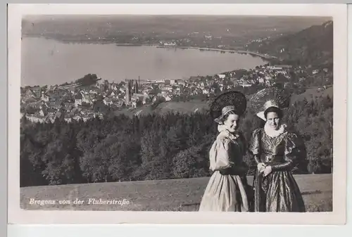 (89523) AK Bregenz, Blick v.d. Flutherstraße, Trachten-Mädels, 1941