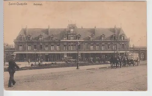 (89353) AK Saint Quentin, Aisne, Bahnhof, Soldaten, 1. WK 1914-18