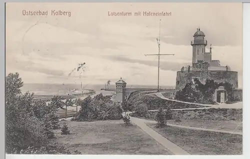 (88072) AK Kolberg (Kołobrzeg), Lotsenturm mit Hafeneinfahrt, 1912