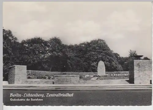 (86293) AK Berlin Lichtenberg, Zentralfriedhof 1958