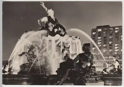 (86190) AK Berlin DDR, Neptunbrunnen 1972