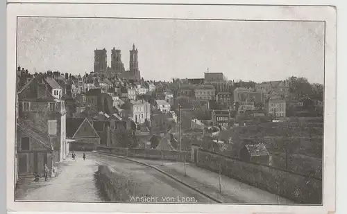 (82297) AK Laon, Stadtansicht mit Kathedrale 1918