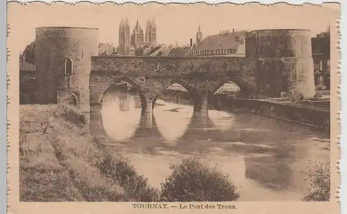 (82288) AK Tournai, Doornik, Pont des Trous, Kathedrale  1940