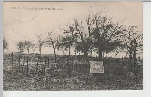 (77749) AK 1. WK, Schleichpatrouille im Drahtverhau, Feldpost 1917