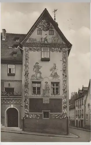 (75428) Foto AK Ziegenrück, Saale, Rathaus mit Wandmalerei 1970