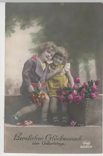 (73096) Foto AK Glückwunsch z. Geburtstage, Mädchen m. Blumenkorb 1926