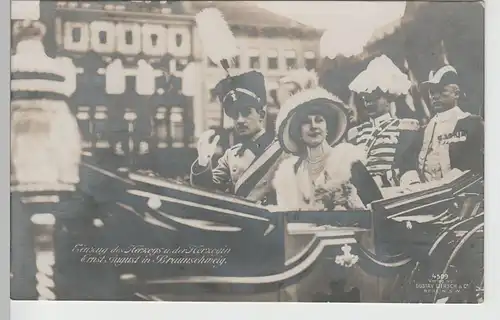 (72182) Foto AK Einzug Herzog Ernst August u. Gattin in Braunschweig 1913