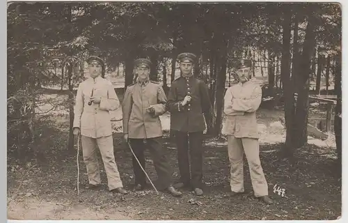 (71004) Foto AK Soldaten im Wald, Bitsch i. Lothringen 1908