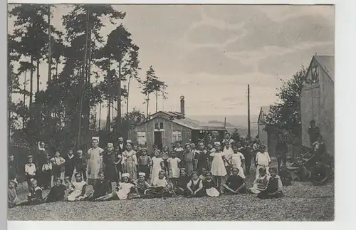 (70641) AK Glauchau, Kinder-Walderholungsstätte, Kindergruppe, vor 1920