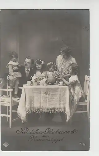 (69586) Foto AK Namenstag, Familie am Kaffeetisch mit Aschkuchen 1914