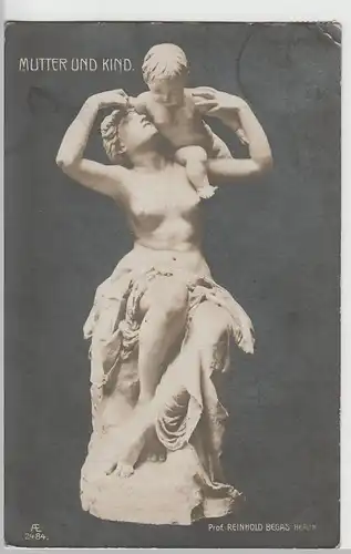 (69115) Foto AK Skulptur, Mutter u. Kind, Reinhold Begas 1914