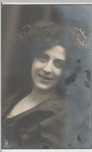 (68880) Foto AK Porträt junge Frau 1908