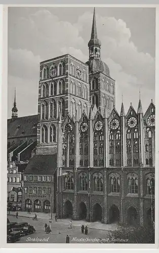 (64755) AK Stralsund, Rathaus, Nikolaikirche, vor 1945