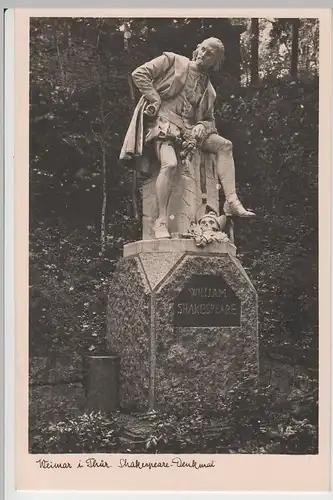 (64501) Foto AK Weimar, Shakespeare-Denkmal, vor 1945