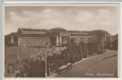 (64163) Foto AK Leipzig, Hauptbahnhof, Straßenbahn, vor 1945