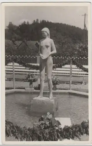 (63107) Foto AK Hinternah, Thüringer Wald, Skulptur im Kurpark 1948-64