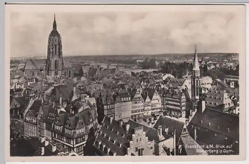 (60365) Foto AK Frankfurt a. Main, Blick auf Römerberg und Dom, 1940