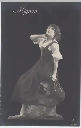 (59896) Foto AK Mädchen, junge Frau "Mignon" 1919