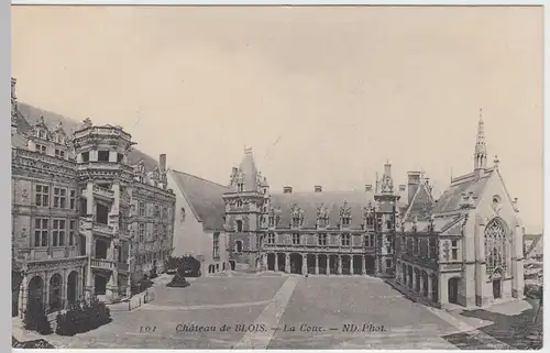 (59080) AK Chateau de Blois, La Cour, vor 1945