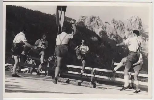 (58613) Foto AK Schuhplattler, Bayrische Truppe auf Freilicht-Bühne