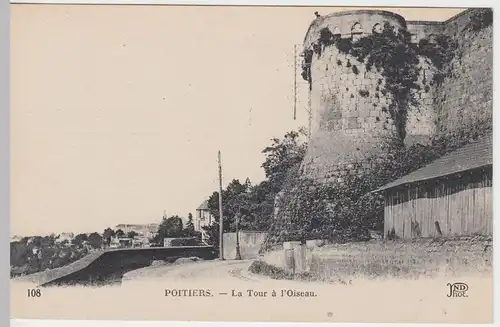 (57261) AK Poitiers, La Tour à l'Oiseau, vor 1945