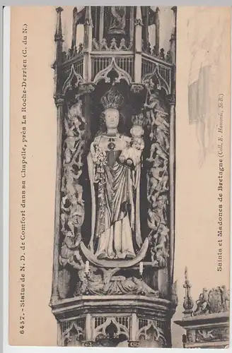 (56998) AK La Roche-Derrien, Statue de notre dame de comfort dans sa Chapelle