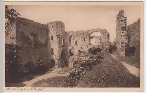 (56451) AK Königstein im Taunus, Burghof d. Ruine, vor 1945