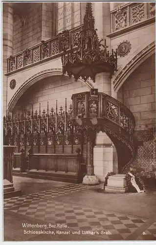 (56297) Foto AK Wittenberg, Schlosskirche, Kanzel u. Luther's Grab, 1920er