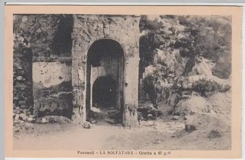 (55360) AK Pozzuoli, Solfatara, Grotte, vor 1945