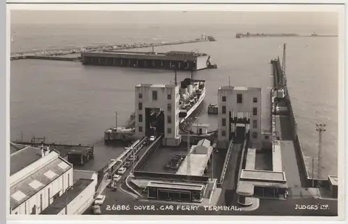 (49681) Foto AK Dover, Car Ferry Terminal, nach 1945