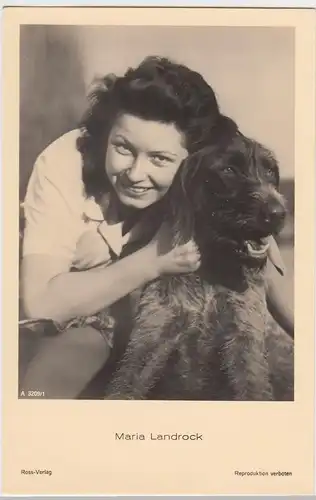 (49490) Foto AK Schauspielerin Maria Landrock mit Hund, Ross Verlag, vor 1945