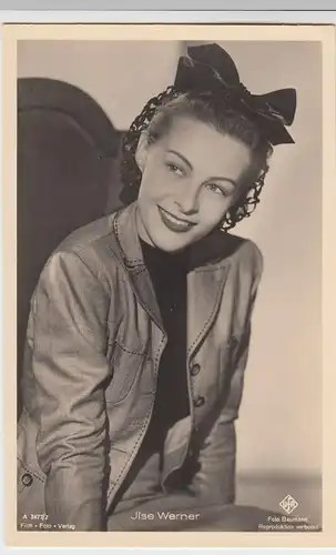 (49480) Foto AK Schauspielerin Ilse Werner, Film Foto Verlag, vor 1945