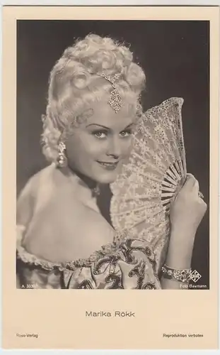 (49472) Foto AK Schauspielerin Marika Rökk, Ross Verlag, vor 1945