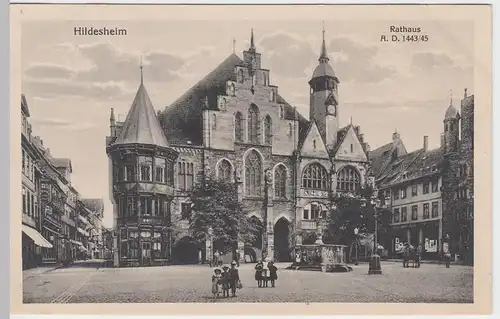 (47836) AK Hildesheim, Rathaus, Rolandsbrunnen, vor 1945