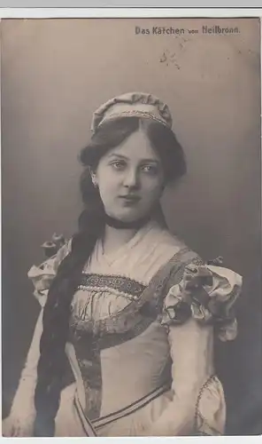 (47040) Foto AK Porträt Frfau, Das Käthchen von Heilbronn 1906
