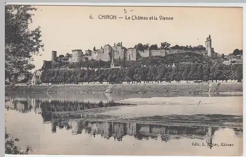 (46633) AK Chinon, Le Chateau et la Vienne, vor 1945