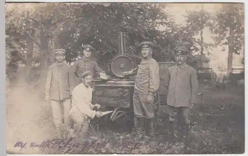 (46401) Foto AK 1.WK Soldaten an der Feldküche, Feldpost 1917