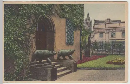 (43151) AK Dessau, Schlosshof, Bärenfiguren an der Treppe