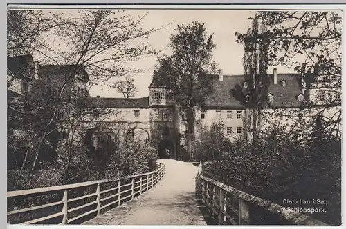 (41818) Foto AK Glauchau, Im Schlosspark, 1933