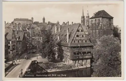 (41483) Foto AK Nürnberg, Henkersteg m. Blick z. Burg, vor 1945
