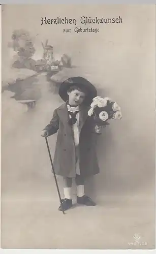 (41272) Foto AK Geburtstag, Junge m. Gehstock und Blumenstrauß, 1913