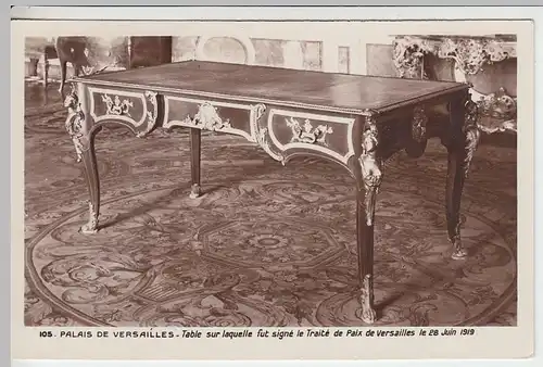 (38394) Foto AK Versailles, Tisch Friedensvertrag v. 1919